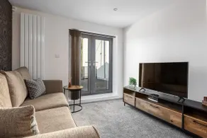 Hyde Apartments - Image 2