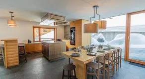 Luxury Panorama Apartment Tola - Image 4