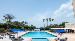BM Beach Hotel - Image 2