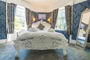 Foyers Bay Country House - Image 2