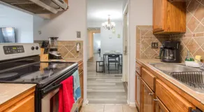 Spacious 3BR, 2BA Condo near Medcenter & NRG - Image 4