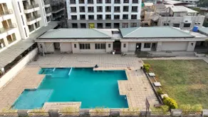 The Mist | 4BHK Villa with Pvt. Lift & 2 Jacuzzis - Image 4