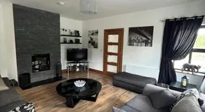 Fabulous 4 Bedroom House, Gateway to Connemara - Image 2