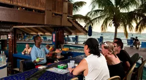 Bolongo Bay Beach Resort - Image 5
