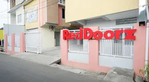 RedDoorz Syariah near RSUD Margono Purwokerto - Image 4