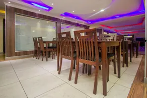 Airport Landing Hotel - Image 5