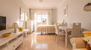 Magnificent apartment in Terrazas Del Duque 1 - Image 2