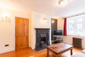 Holiday Home of the Month! Finchley, Sleeps 5 - Image 3