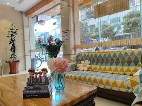 Weijiali Business Hotel - Image 4