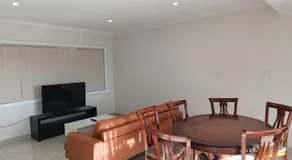 Spacious Queen Room in Large, Two Story Home - GB - Image 4