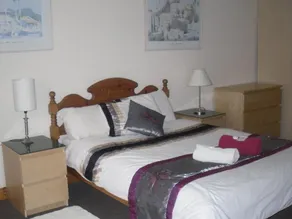 Llanion Lodge - Image 5