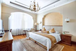 Avanna Hotel - Image 2