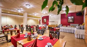 Schroeders Stadtwaldhotel - Image 2
