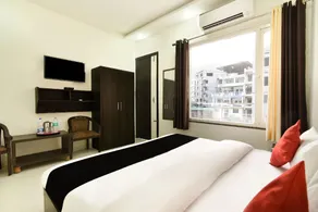 Yogasthali Inn Hotel And Spa - Image 2