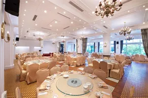 Shangrila Boutique Hotel - Image 5