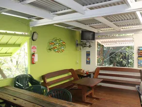 Pippies Beachhouse Backpackers - Image 4