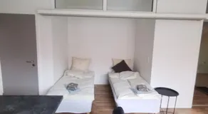 JR Apartments - Image 4