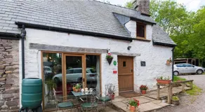 Ty Fferm Hen, Ancient Farmhouse, Coity Bach - Image 4