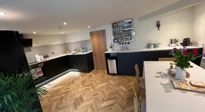 WM Garden Cottage - Image 2