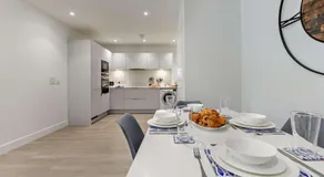 4 Challacombe - Luxury Apartment at Byron Woolacombe, only 4 minute walk to Woolacombe Beach! - Image 5