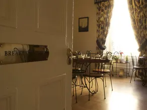 Hanover House - Image 3