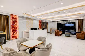Dancenter Bangkok Travellers Hotel - Image 3
