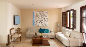 Virrey Eslava 120 Luxury Guesthouse - Image 2