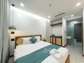 LE Boutique Hotel - Image 2