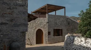 Drakoni Luxury Suite, an Architectural Hideaway, By ThinkVilla - Image 4