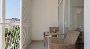 Room Nada - Image 4