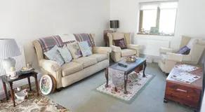 Holywell Lodge - Image 2