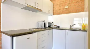 Cranbourne Motor Inn - Image 3