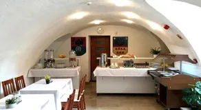 Huszárvár Hotel Kastélyszálló - Image 3