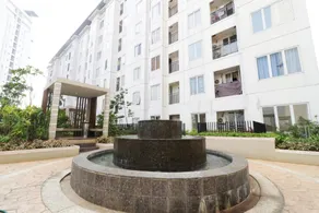 Travelibu @ Bassura City Apartment - Image 5