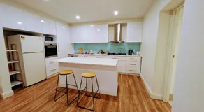 Doncaster Westfiled House 4BD - Image 3