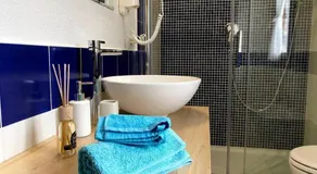 La Marmorata Beach House - Image 2