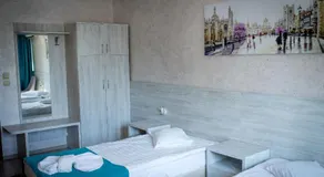 Family Hotel Residence - Image 2