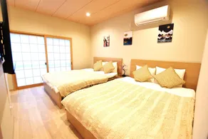Tamatsukan 玉津館, Detached Hse, JR Tsuruhashi 7min, Kansai Airport 關西空港 57 mins, Namba 6 mins, Nihonbashi 4 mins, Universal Studio 37 mins, Nara 30 mins, Early Check In - Image 2