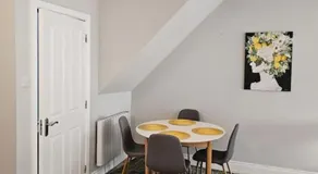Brogans Apartments - Image 3