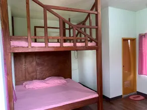 Mischa Hostel and Tours - Image 2