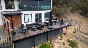 Kanga Views-Cozy Winter Couples Retreat - Image 4