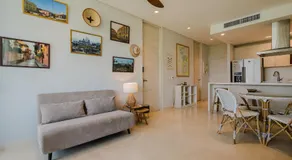 2BR apartment with balcony and amazing views - Image 3