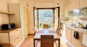 Spazioso appartamento a Fiuggi con 2 camere, 2 balconi e vista montagna - Image 2