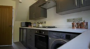 Risca Retreat - Image 5