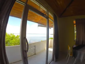 Dinuda Lagoon Hotel - Image 4