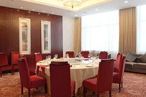 Grand Skylight Hotel Tianjin - Image 5