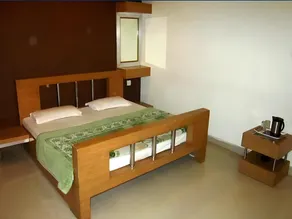 Hotel Kapoor - Image 2