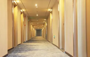 Magnolia Huating People's Square Hotel - Image 5