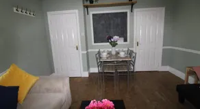 Andover House - Image 5