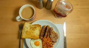 Premier Inn Heights hotel Davis Road Lahore - Image 2